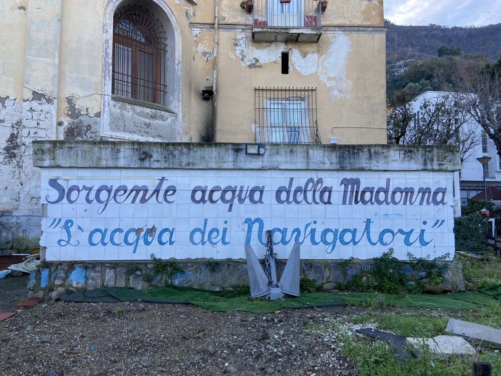 Castellammare di Stabia, Sorgente Acqua della Madonna [Foto: Associazione culturale GoTellGo / Maria Teresa Natale, CC BY NC SA]