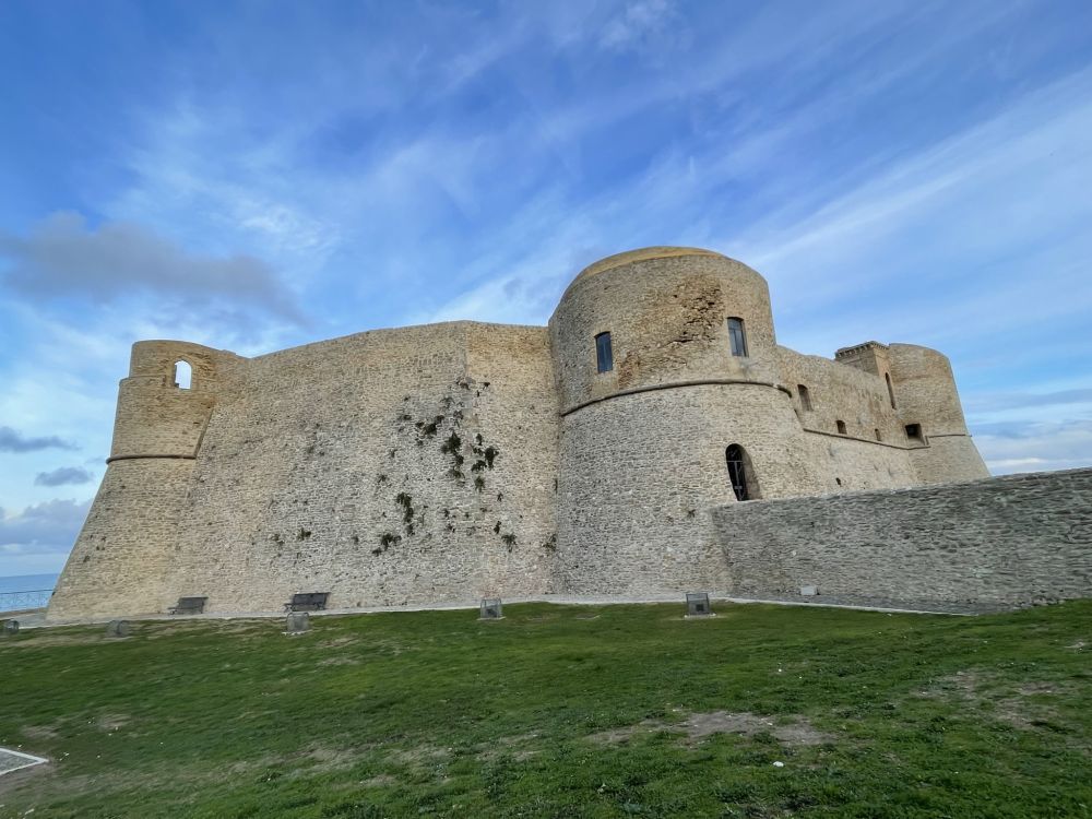 Ortona: Castello Aragonese [Foto: Associazione culturale GoTellGo, CC BY NC SA / by Maria Teresa Natale]